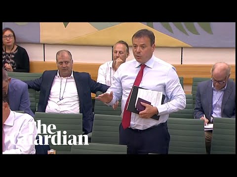 The moment Arron Banks walks out of select committee meeting