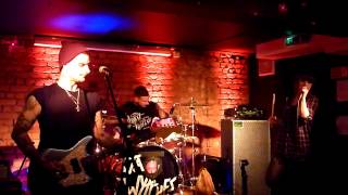 European Honeybee - We Three And The Death Rattle - Cookie Jar - Leicester - 28th February 2014