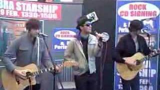 Cobra Starship-The World Has Its Shine (But I Would Drop It On A Dime) (acoustic.)