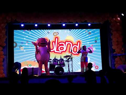 RiuLand мини-диско на Мальдивах, слушать, скачать, смотреть онлайн детские танцы для всей семьи 👌