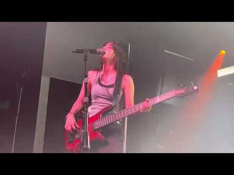 Red Hands Never Fade -The Warning live at Axis Club. Toronto,Canada. Ale singing lead. #thewarning