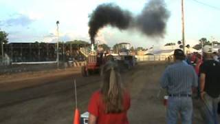 preview picture of video '1466 pulling , Mora, MN'