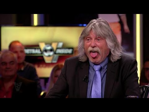 Johan Derksen slaapt in een spannend hotel in Den Haag - VOETBAL INSIDE
