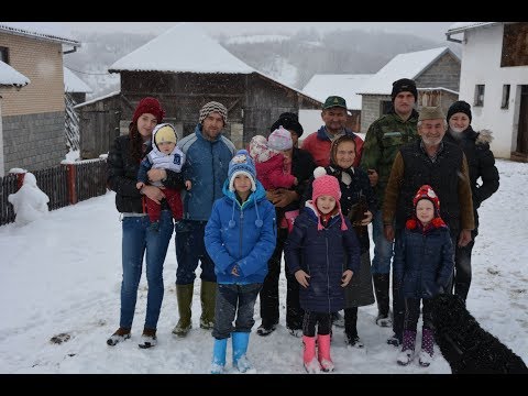 Razgovori pokraj puta - Zivot u zadruzi - Obicaji Radjevine - Dobrivoje i Dobrila Pantelic