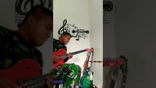 Download lagu Anggota TNI main gitar melodi pupus dewa 19 mp3 Download lagu Anggota TNI main gitar melodi pupus dewa 19 mp3