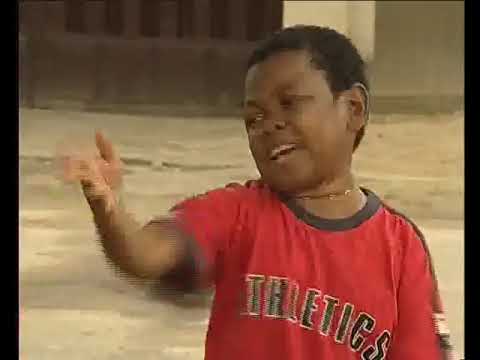 AKI & PAWPAW RAINS INSULTS ON A STRANGER Funny Old Nigerian Comedy 2021