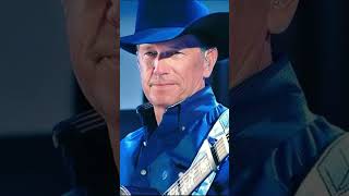 Do you love me?❤️ #georgestrait #alanjackson #cowboys #countrymusic #countrysinger #music