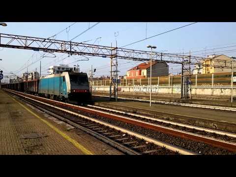 LO SPETTACOLO DEI TRENI MERCI E NON SOLO A MILANO LAMBRATE. 12 - 3 - 2016.