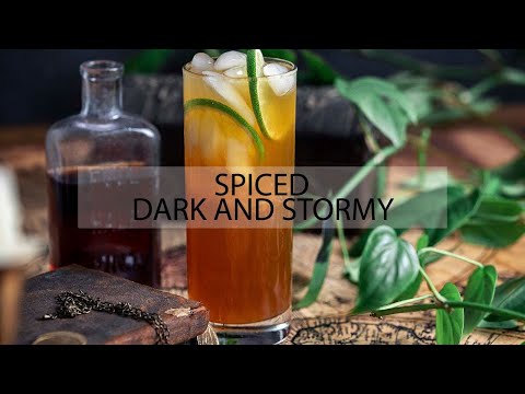 Level Up This Classic Cocktail with 5-Minute Spiced Simple Syrup