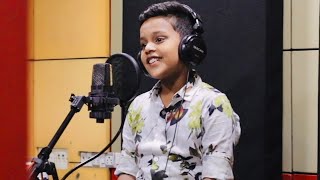 Maa Mujhe Apne Aanchal Meh Chupa Le by Garvit Bothra