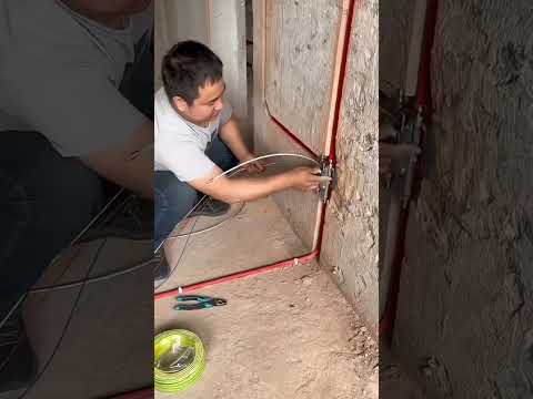 Wire pulling auxiliary tools