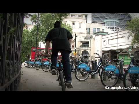 London Boris Bike Stunts: Dan Lacey puts hire bicycle through its paces