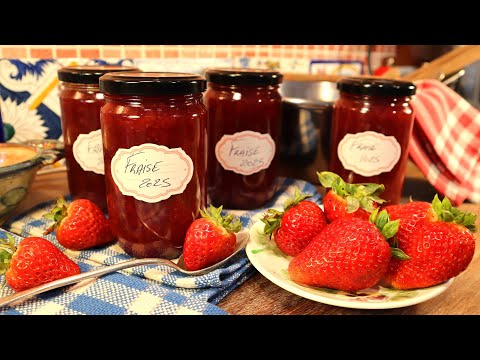 Light Strawberry Jam Low in Fat