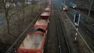 preview picture of video 'wjazd pociągu towarowego na stacje libiąż'