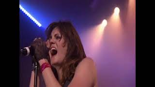The Donnas - You Make Me Hot (Live 2008)