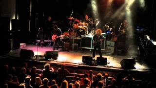 Barclay James Harvest feat. Les Holroyd - Love on the line (Live Capitol Hannover 17.04.2013)