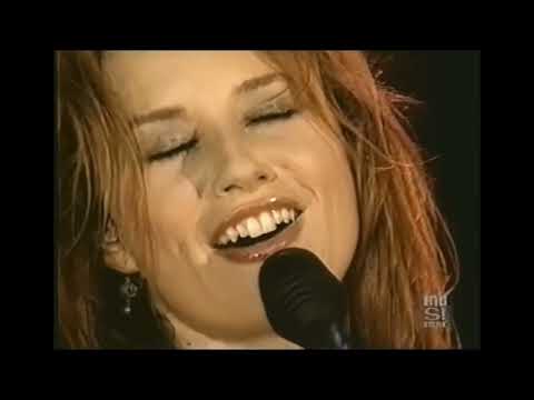 Tori Amos - 1999 - VH1 Hard Rock Live - 1080 Upscale with Remastered Audio