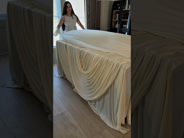 Vídeo relacionado con Party Essentials 54108WH-3 Mantel Rectangular de plástico Resistente Disponible en 24 Colores, 54 x 108, Blanco, 3 Unidades