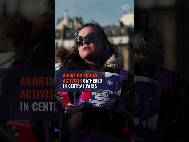 French lawmakers make abortion a constitutional right