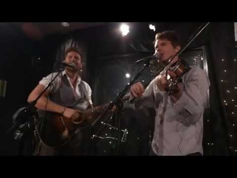 Old Crow Medicine Show - 8 Dogs 8 Banjos (Live on KEXP)