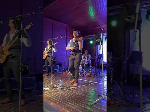 Huncúti - naživo z koncertu - Pivko - cover #shorts