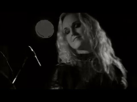 Liv Kristine feat Raymond Rohonyi - A Hamlet For A Slothful Vassal (ToT)