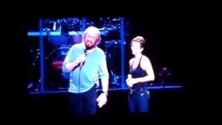 Download lagu Barry Gibb 'How Can You Mend A Broken Heart' 5/19/2014 mp3