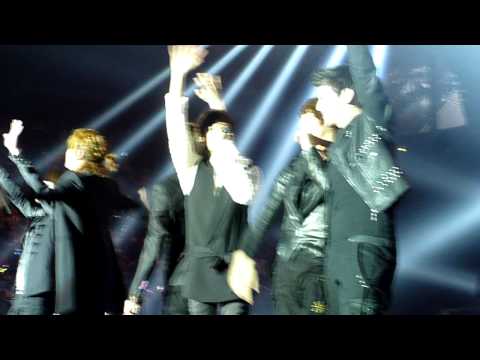 120208 Music Bank in Paris - U Kiss Ending (final bow)