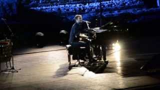 preview picture of video 'Cesare Cremonini - Mondo - Concerto al Pianoforte - Taormina'