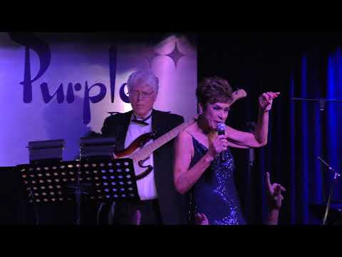 Iris Williams sings her divorce anthem "I Will Survive"