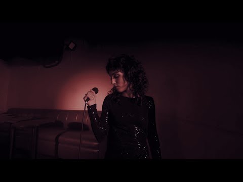 Barbara Pravi - Qui j'étais