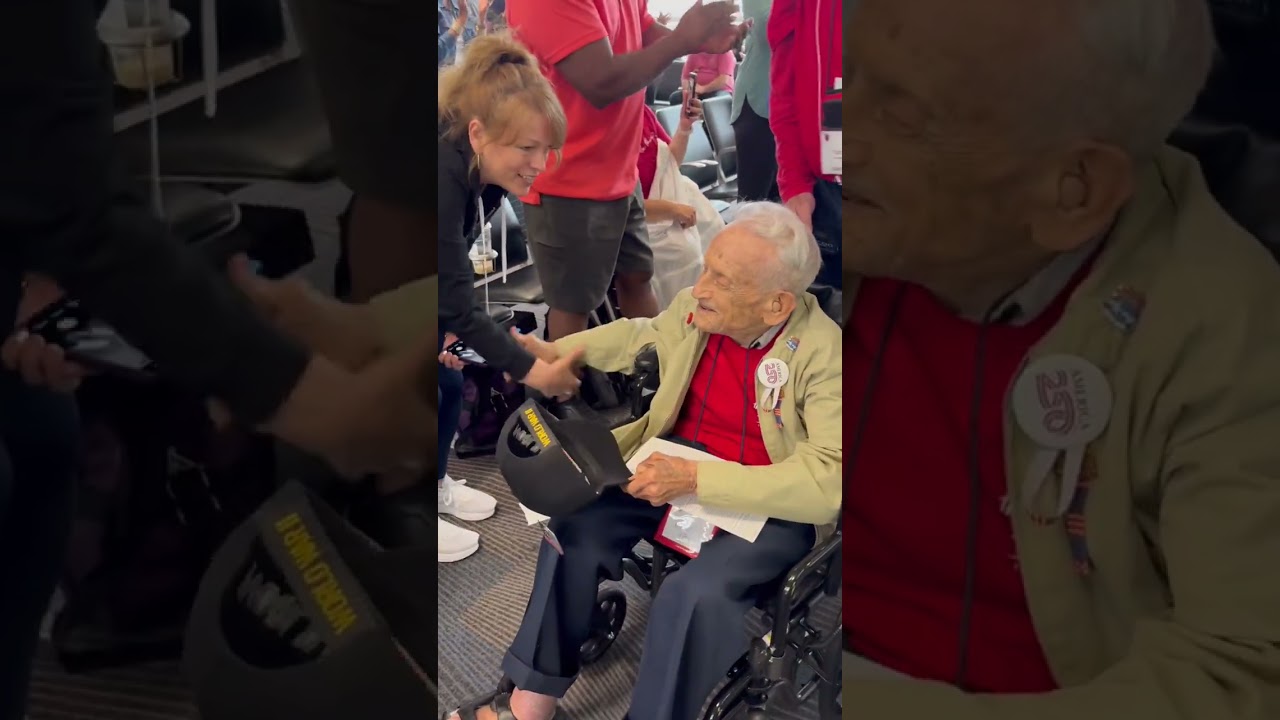 WWII veteran Howard Mautner arrives in DC on the First Coast Honor Flight