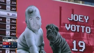 CIN@SD: Padres scoreboard has some fun with the Reds