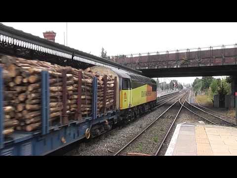 56302 6Z70 Ribblehead-Chirk Kronospan logs at Wrexham General
