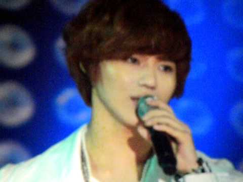 [FANCAM]More than words (U-KISS, 2PM, SHINee, BEAST/B2ST) Music Bank Live in Paris 08/02/12