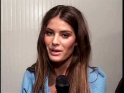 BACKSTAGE VERSACE - MILAN FASHION WEEK FEM PE 2005