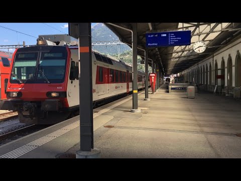 Ausfahrt des Regio in Brig auf Gleis 1