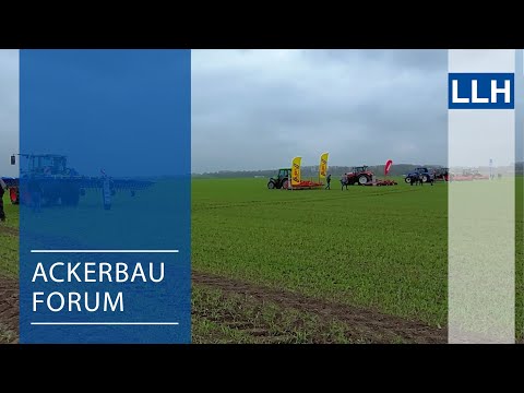 Ackerbauforum - Striegeltag in Leeheim (Vorstellung der verschiedenen Geräte)