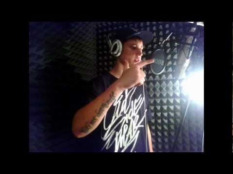 Pierwszak & Krótki (EWENEMENT CREW) - Nie Ma Sensu [Prod. 2Deep]