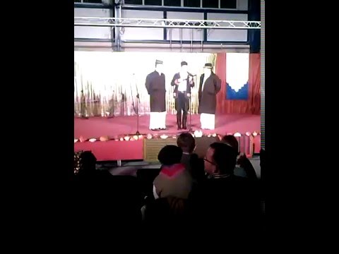 Smotra svirača na tamburi samici