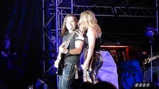 Lauren Alaina ~ Ladies of the 90&#39;s ~ Crash My Playa ~ Mexico ~ 01/25/2019