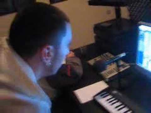 JUICE 93 FU, ARENA, SNOOPY MC (STUDIO SESSION)