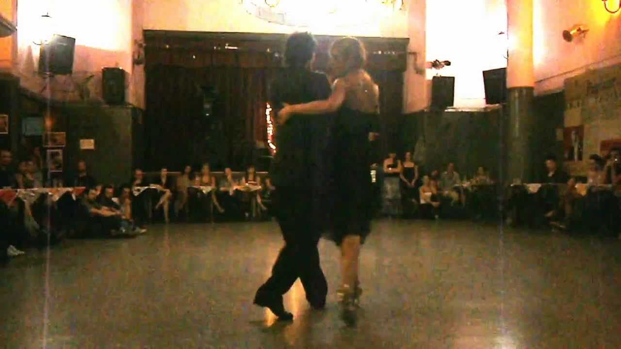 Eugenia Parrilla y Yanick Wyler en El Motivo Tango 3/12/12