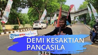 Demi Peringati Kesaktian Pancasila, Iwan Sarkowi Gowes dari Purwokerto ke Lubang Buaya