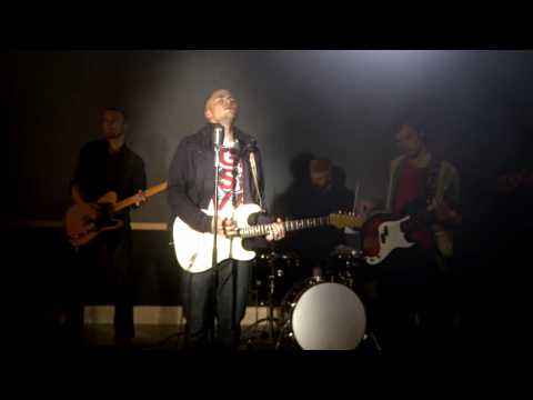 A FRIEND IN LONDON - The Light (Official Music Video)