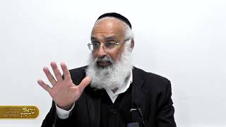 מה עדיף? מגילה על קלף או על גוויל? 📜  - הרה״ג ארז רמתי שליט״א