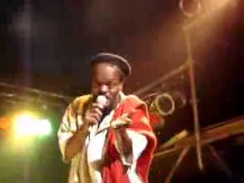 SYLFORD WALKER Paleo Festival 2005