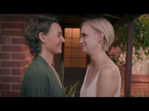 Love & Kisses 274 (Lesbian MV)