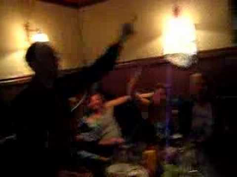 Attraktiva Bengan - Större kuk än Hedman