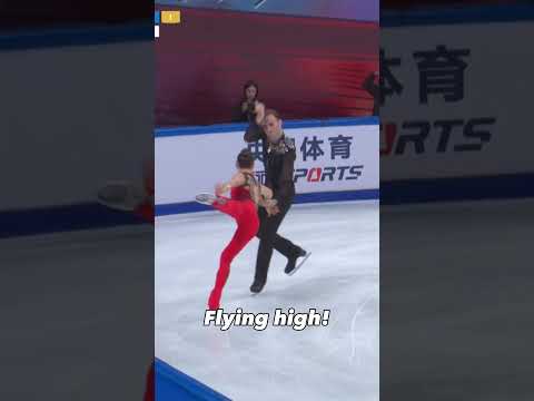Anastasiia Metelkina & Luka Berulava are coming in strong! 💪⛸️🇨🇳🔥#FigureSkating